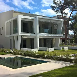  Pensiune Divine Luxury